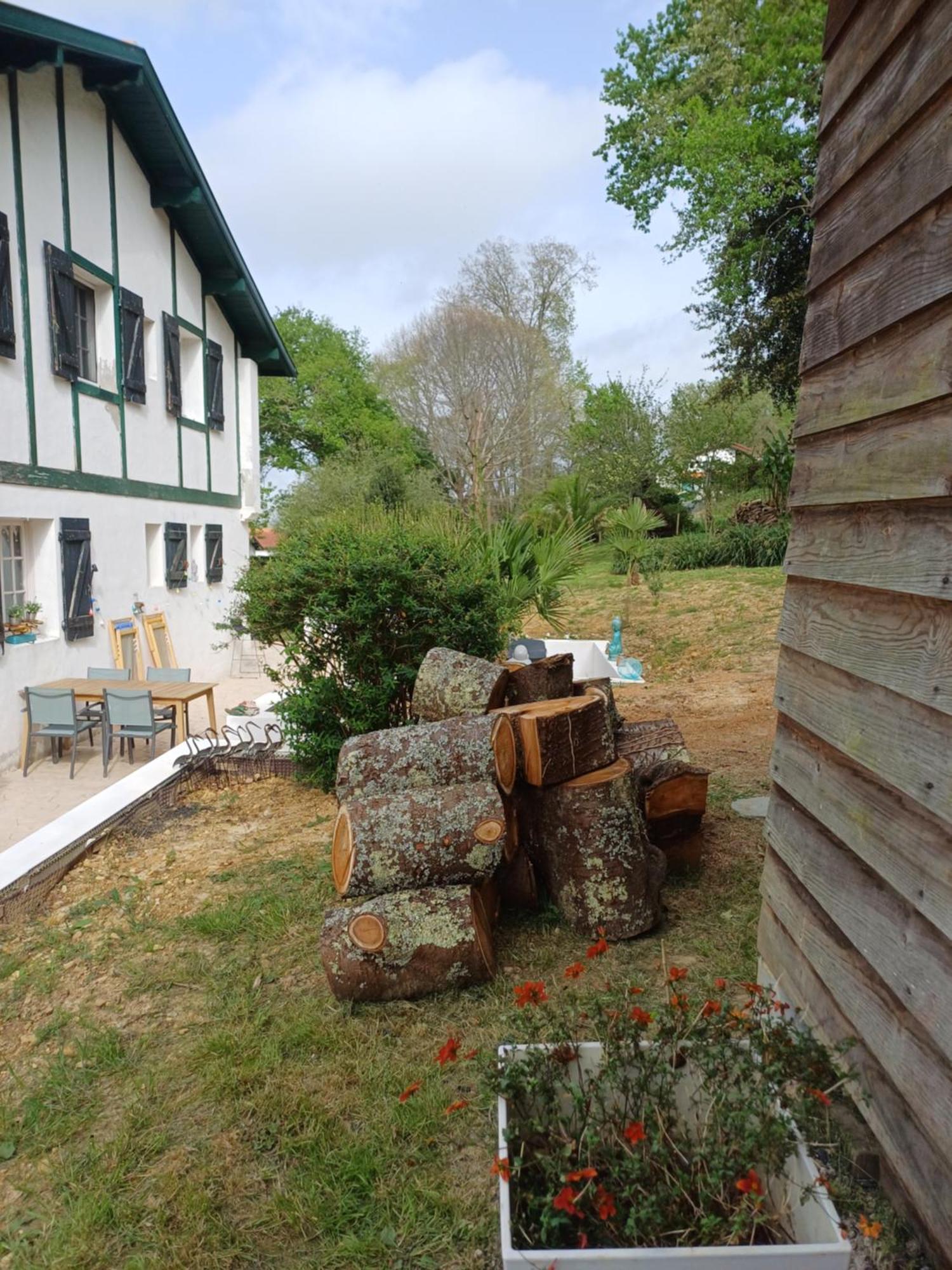 Bed and Breakfast Le chant des oiseaux à Cambo-les-Bains Extérieur photo